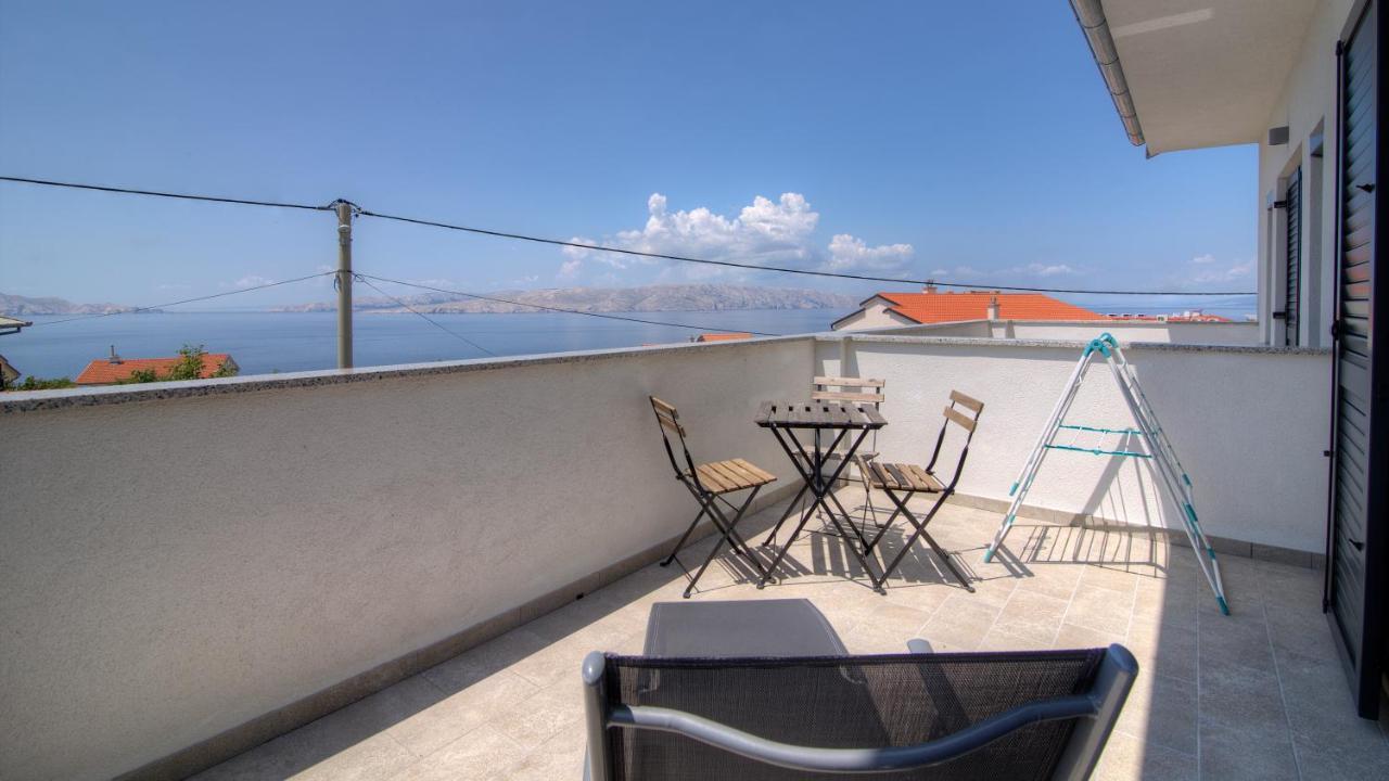 Bc Eleven - Mit Zentralheizung Apartment Senj  Exterior photo
